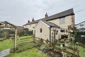 Rear- click for photo gallery